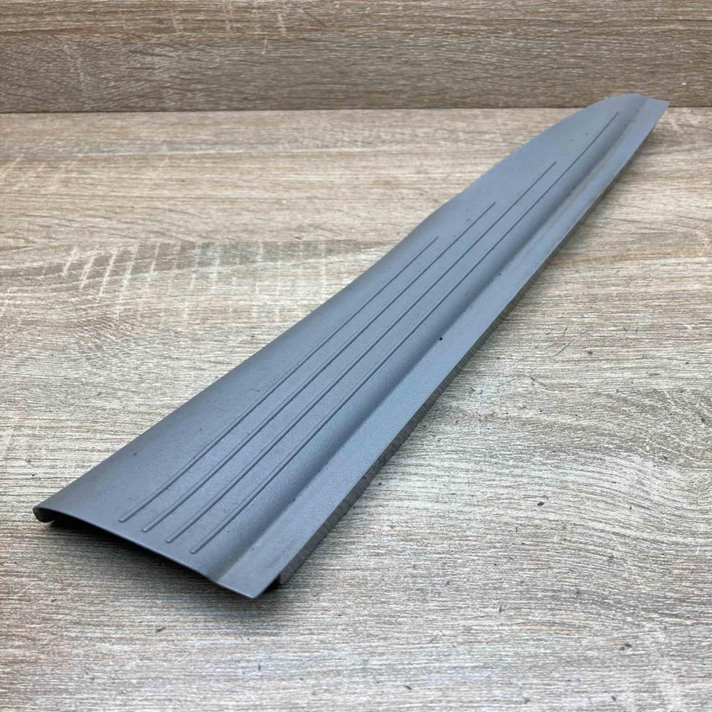 A2116800535   Rear sill trim cover Mercedes-Benz E W211