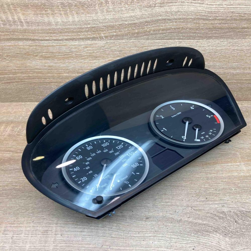 9135254 A2C53103634  Speedometer (instrument cluster) BMW 5 E60 E61