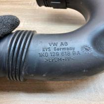 1K0129618BA   Air intake hose/pipe Volkswagen Touran I