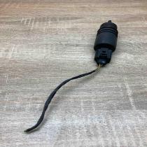 1J0973722  With Plug Windscreen/windshield washer pump Volkswagen Golf IV