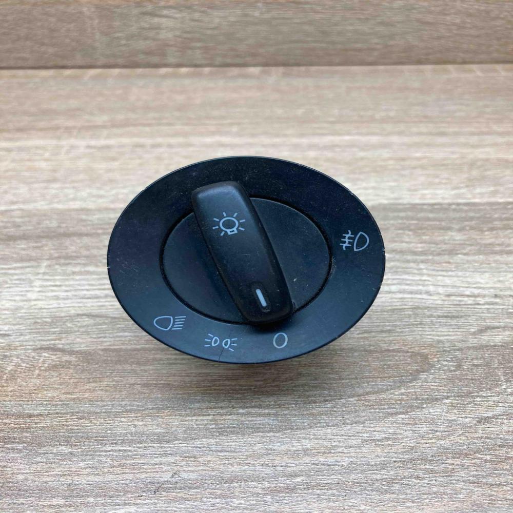1K0941431BB   Light switch Volkswagen Caddy