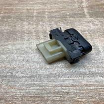 1638202710 03100640  ESP (stability program) switch Mercedes-Benz ML W163