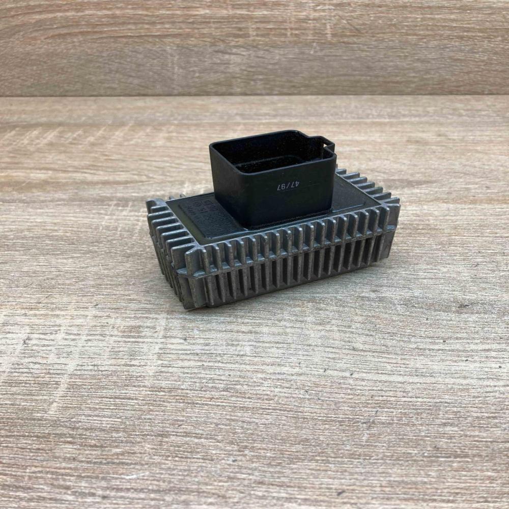 90508974 51299001  Glow plug pre-heat relay Opel Astra G