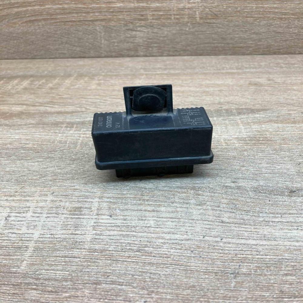 240107   Fuel injection pump control unit/module Peugeot 307