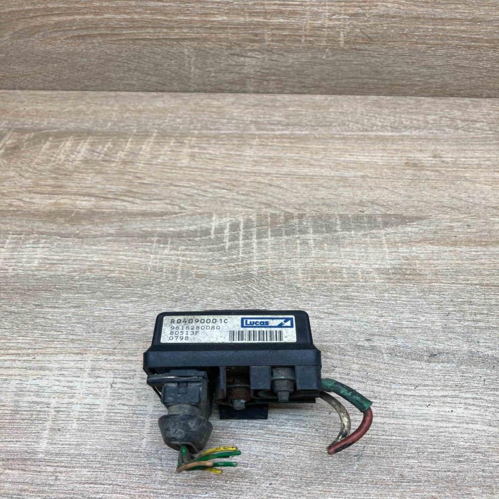 R04090001C 9616280080 With plug Glow plug pre-heat relay Peugeot 306