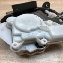 B6701   Tailgate/trunk/boot lock/catch/latch Mazda 6