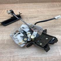 B6701   Tailgate/trunk/boot lock/catch/latch Mazda 6
