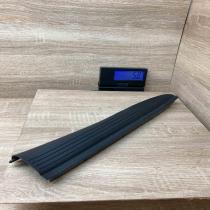 A2116805335 Used  Rear sill trim cover Mercedes-Benz E W211