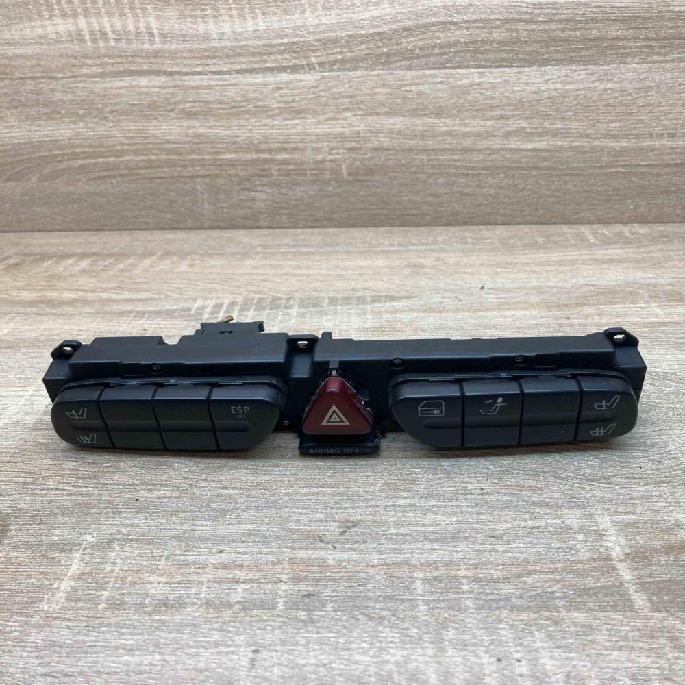 2038208110   Hazard light switch Mercedes-Benz C W203