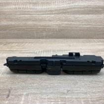 2038219058   Hazard light switch Mercedes-Benz C W203