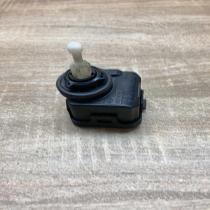 007878   Headlight level adjustment motor Volvo S40, V40