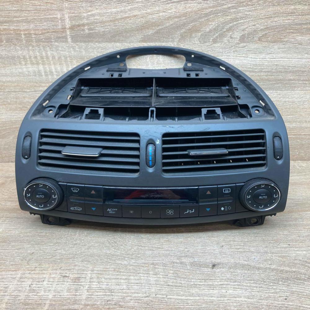2118300685 H24400055010  Dash center air vent grill Mercedes-Benz E W211