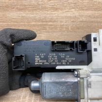 1137328124 994650 102  Front door window regulator motor Peugeot 407