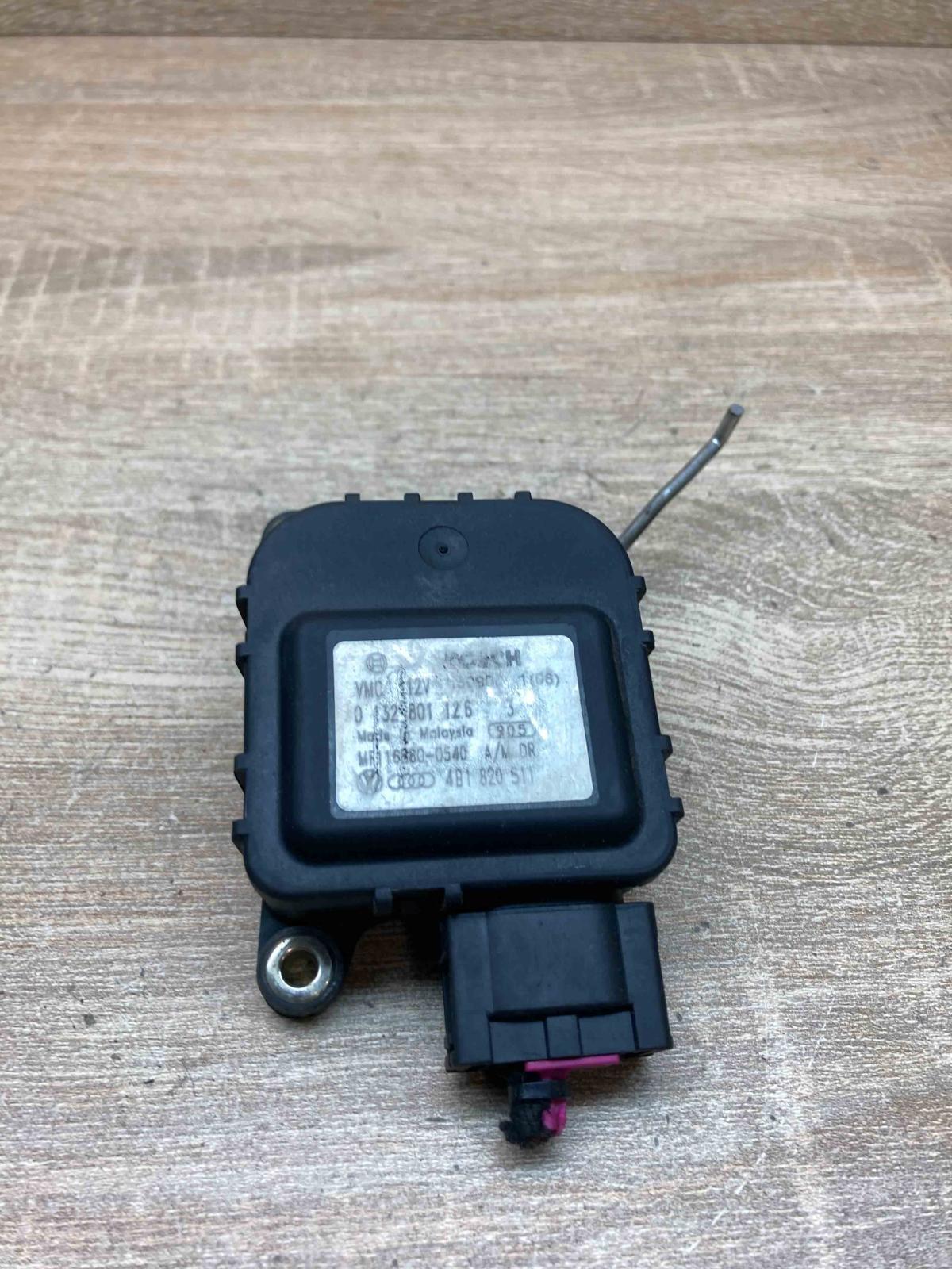 4B1820511 0132801126 With Plug Air flap motor/actuator Audi A6 S6 C5 4B