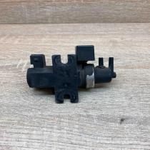 72279600 2247906  Turbo solenoid valve BMW 5 E39