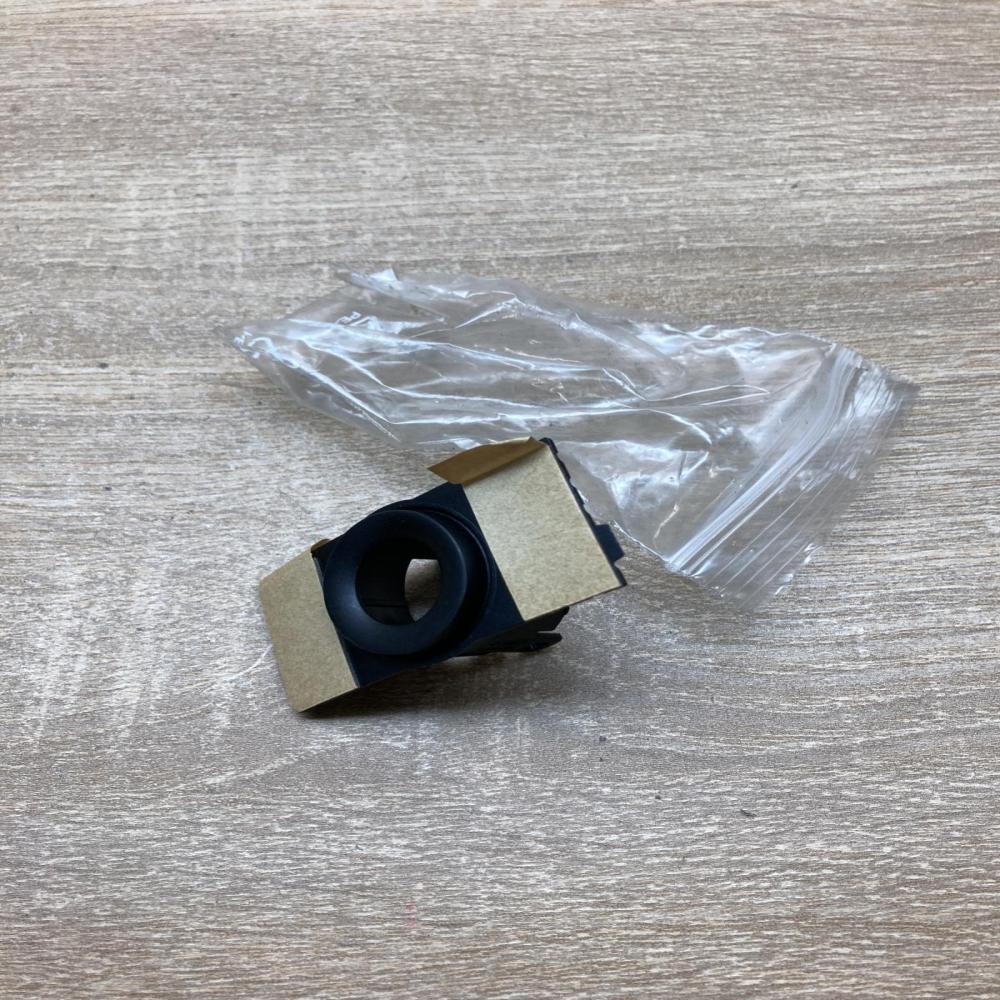 5J7919492   Front parking sensor holder (PDC) Skoda Fabia Mk2 (5J)