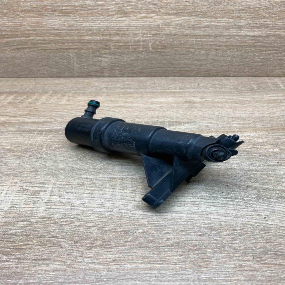 010708 1854 2  Headlight washer spray nozzle Audi A6 S6 C5 4B