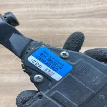8D1723523N 6PV008376  Accelerator throttle pedal Audi A6 S6 C5 4B