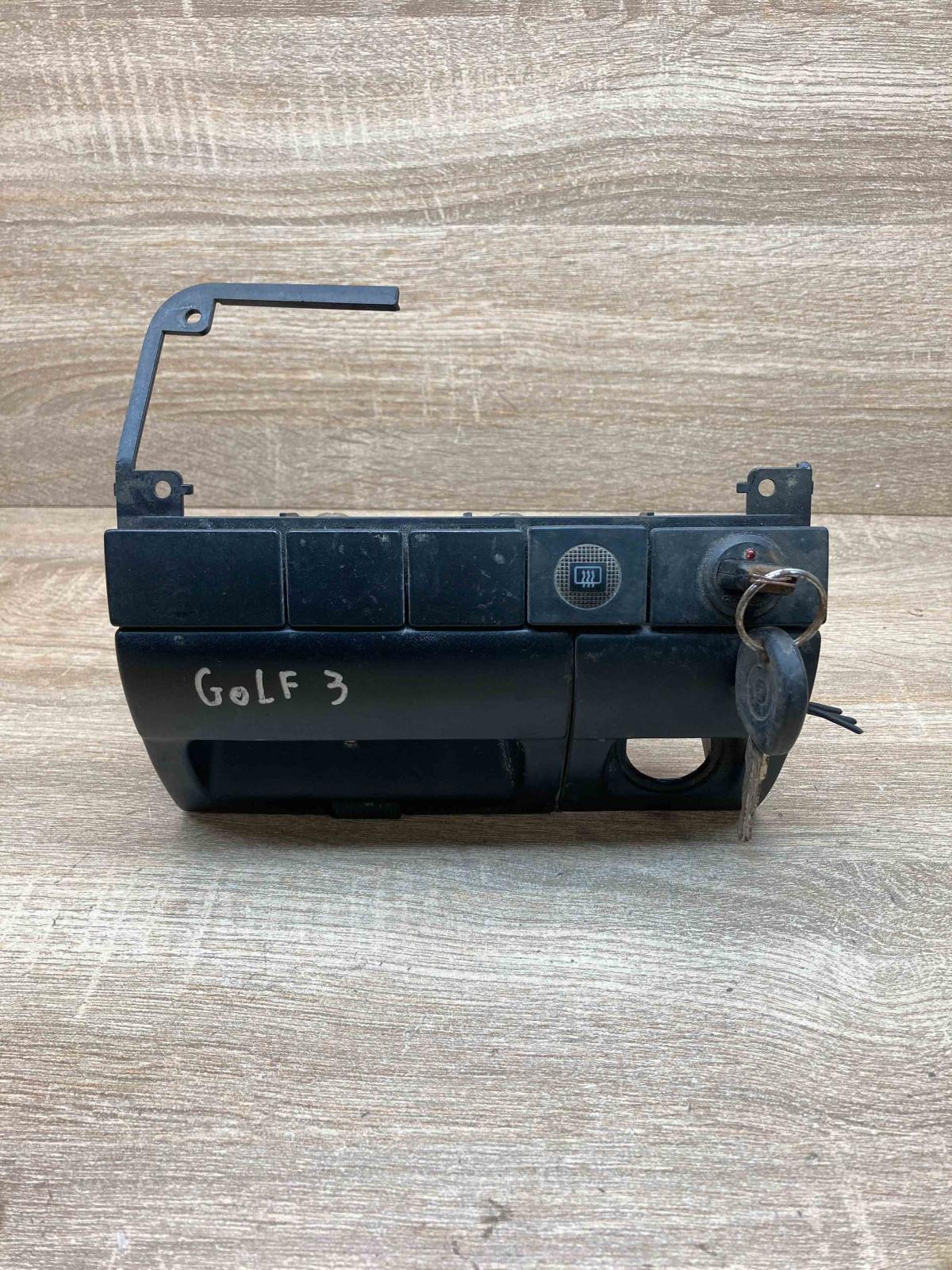 1H1857305  Defective Car ashtray Volkswagen Golf III