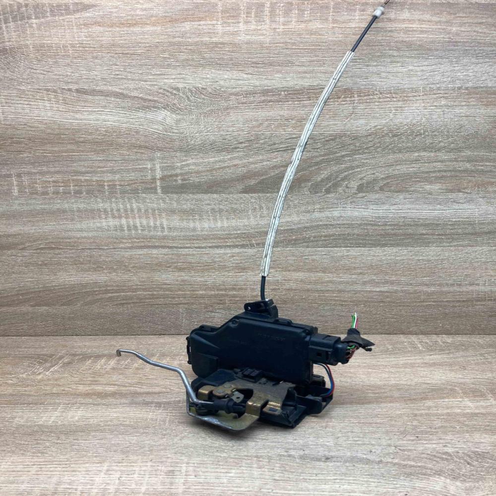 4B1837016B  With Plug Front door lock Audi A6 S6 C5 4B