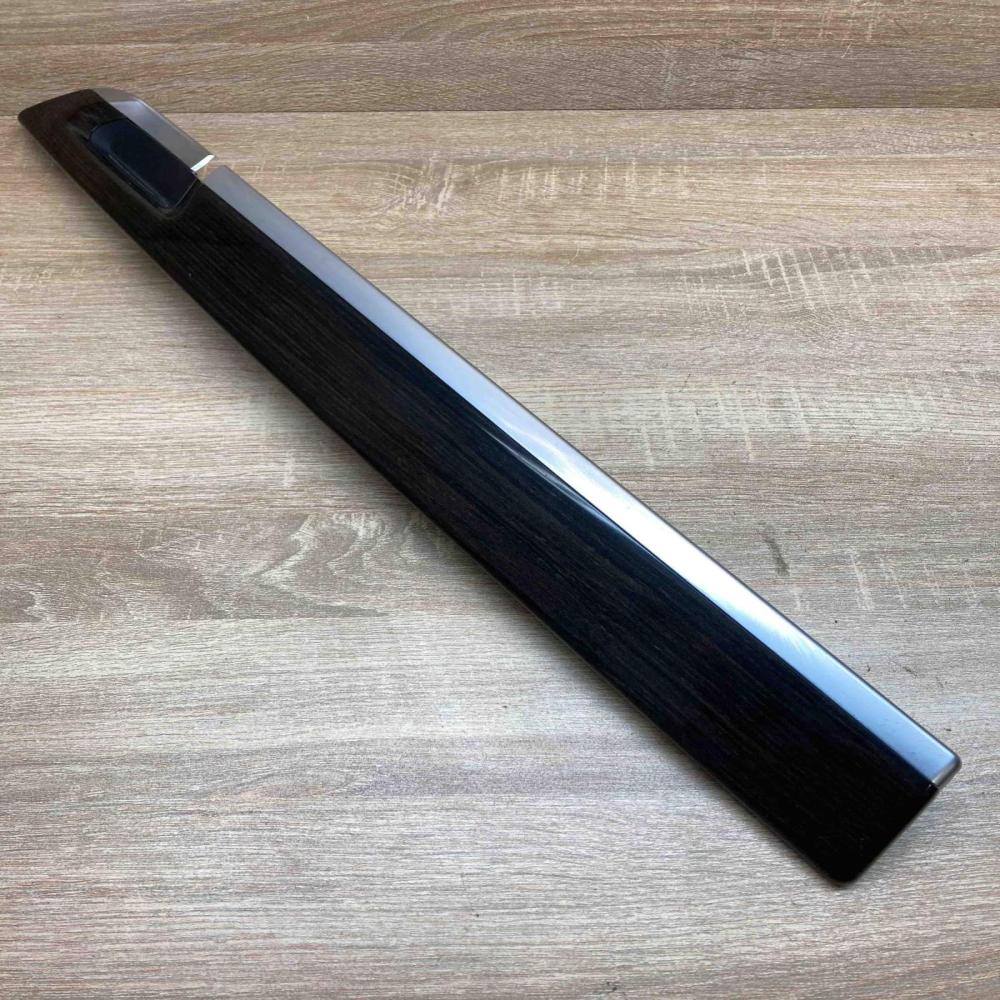 9115533 06 4545200  Front door trim bar BMW 7 F01 F02 F03 F04