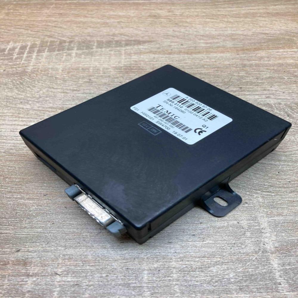 A2038208726   Voice control module Mercedes-Benz C W203