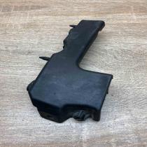 8E0807283E   Fender mounting bracket Audi A4 S4 B7 8E 8H