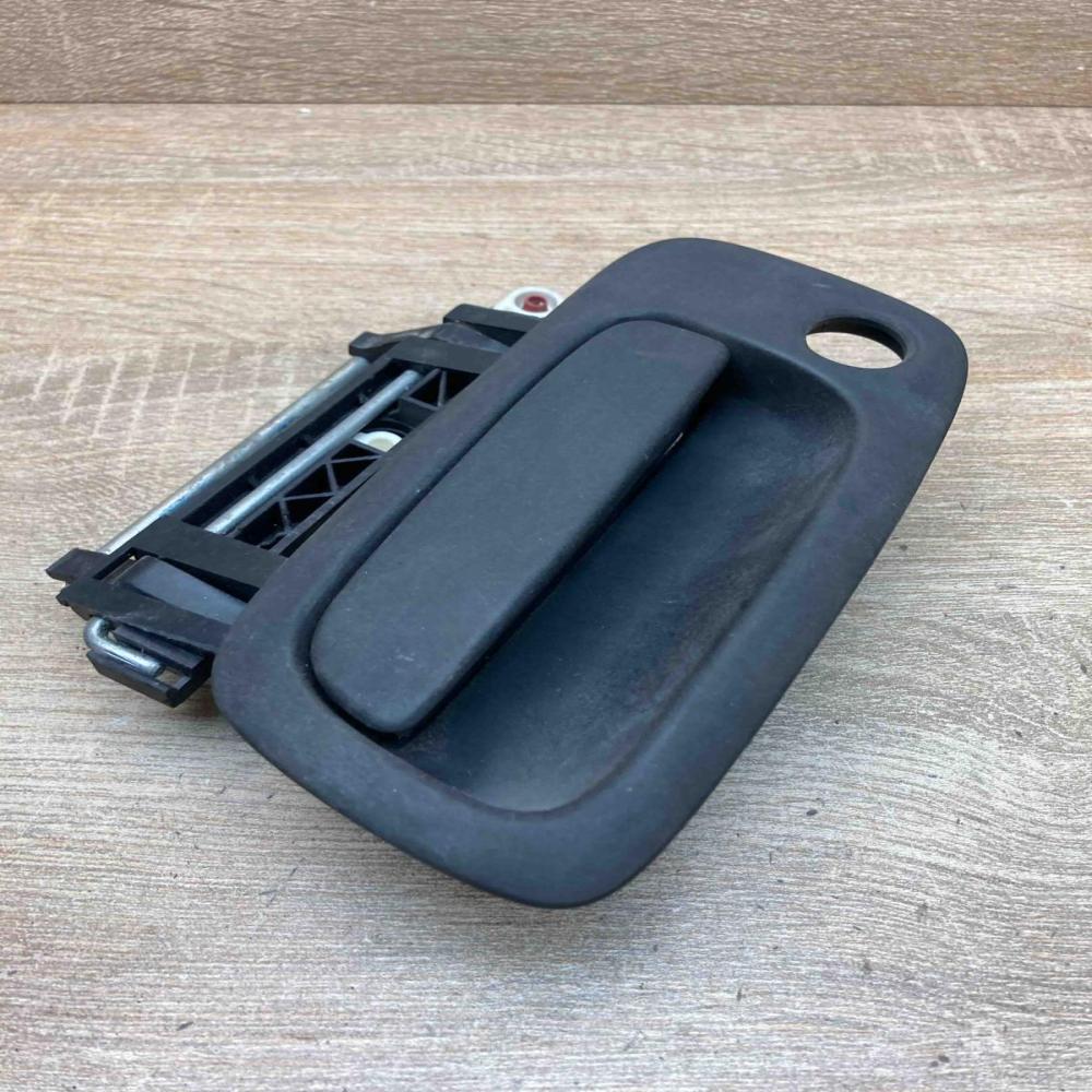 Opel Zafira Door Handle Front LH  Front door exterior handle Opel Zafira B