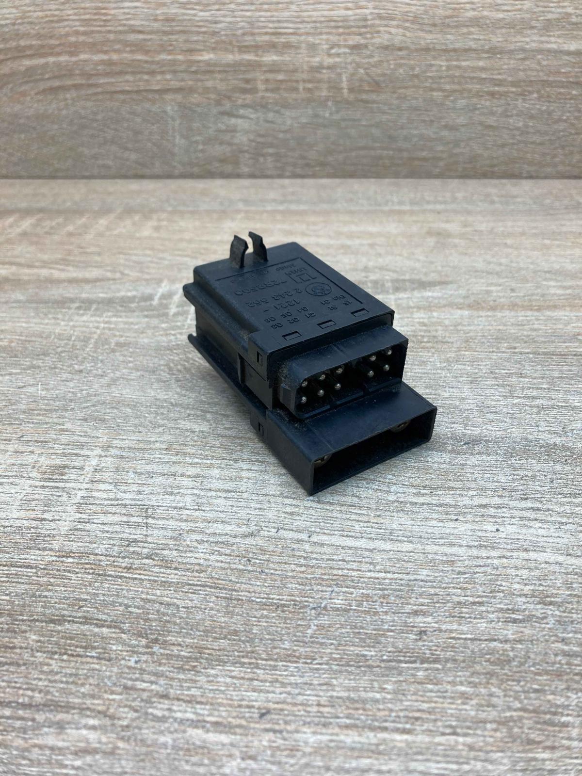 2243562 72RB500  Glow plug pre-heat relay BMW 3 E46