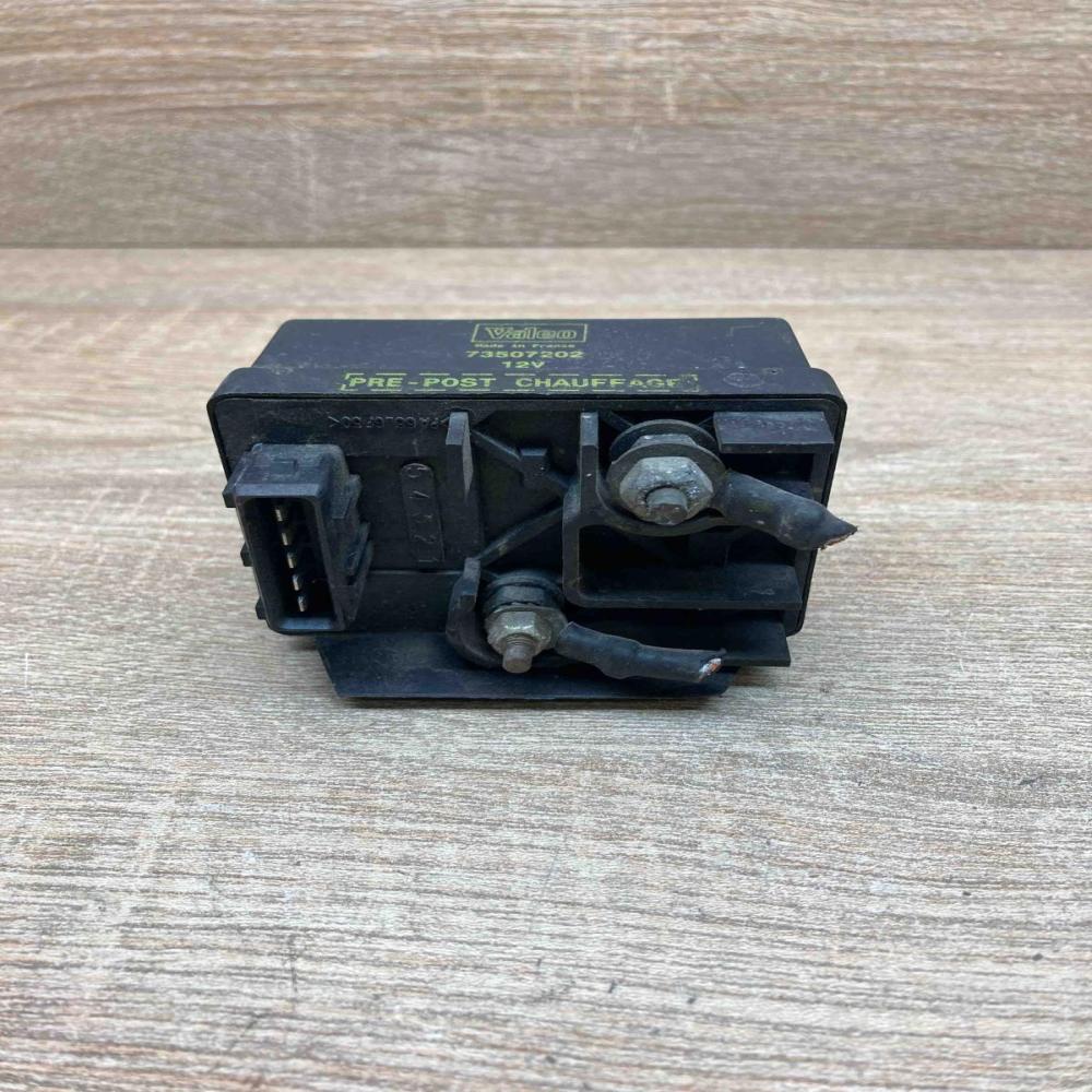 73507202   Glow plug pre-heat relay Peugeot 406