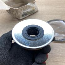 7701043620   Oil filter cover Renault Kangoo II