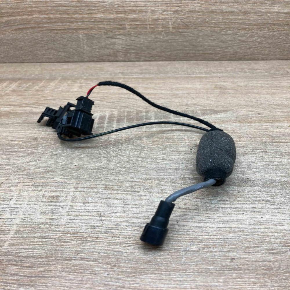 D0972712   Plug wire Audi A6 S6 C6 4F