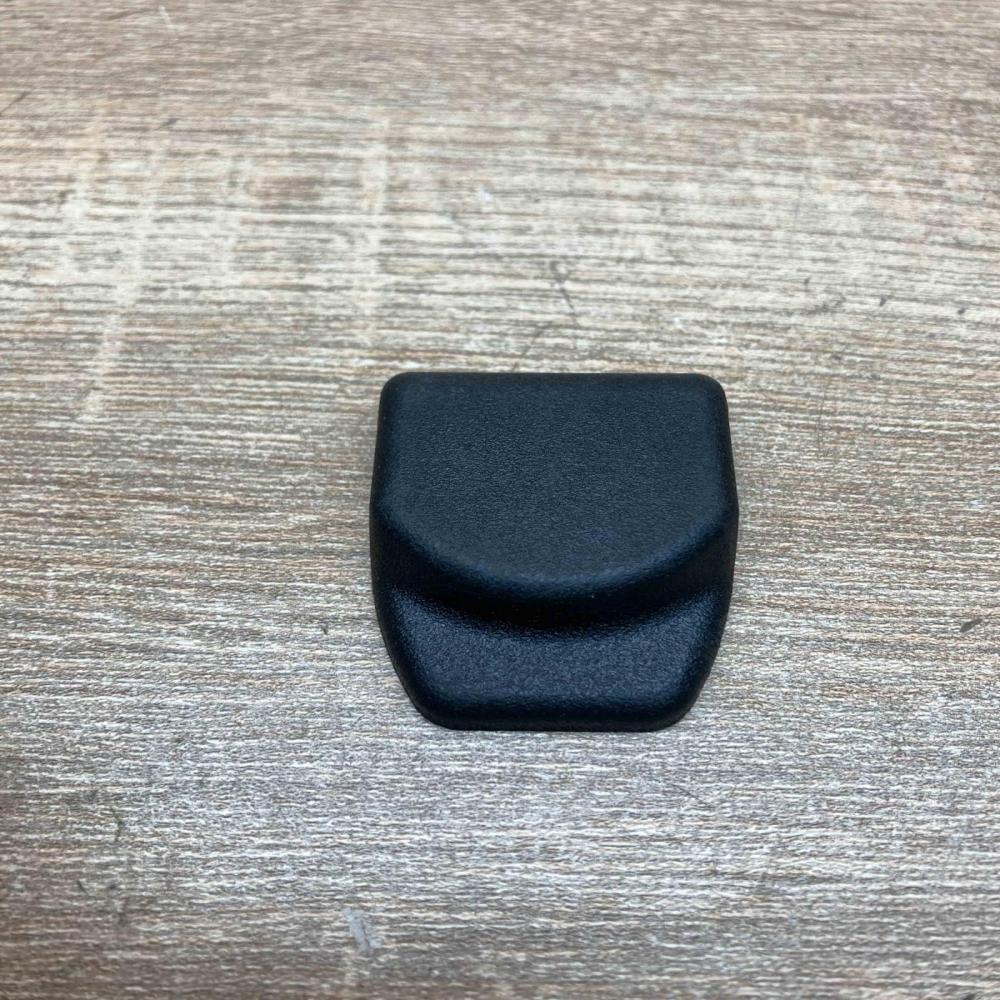 A0008681439   Other interior part Mercedes-Benz C W205