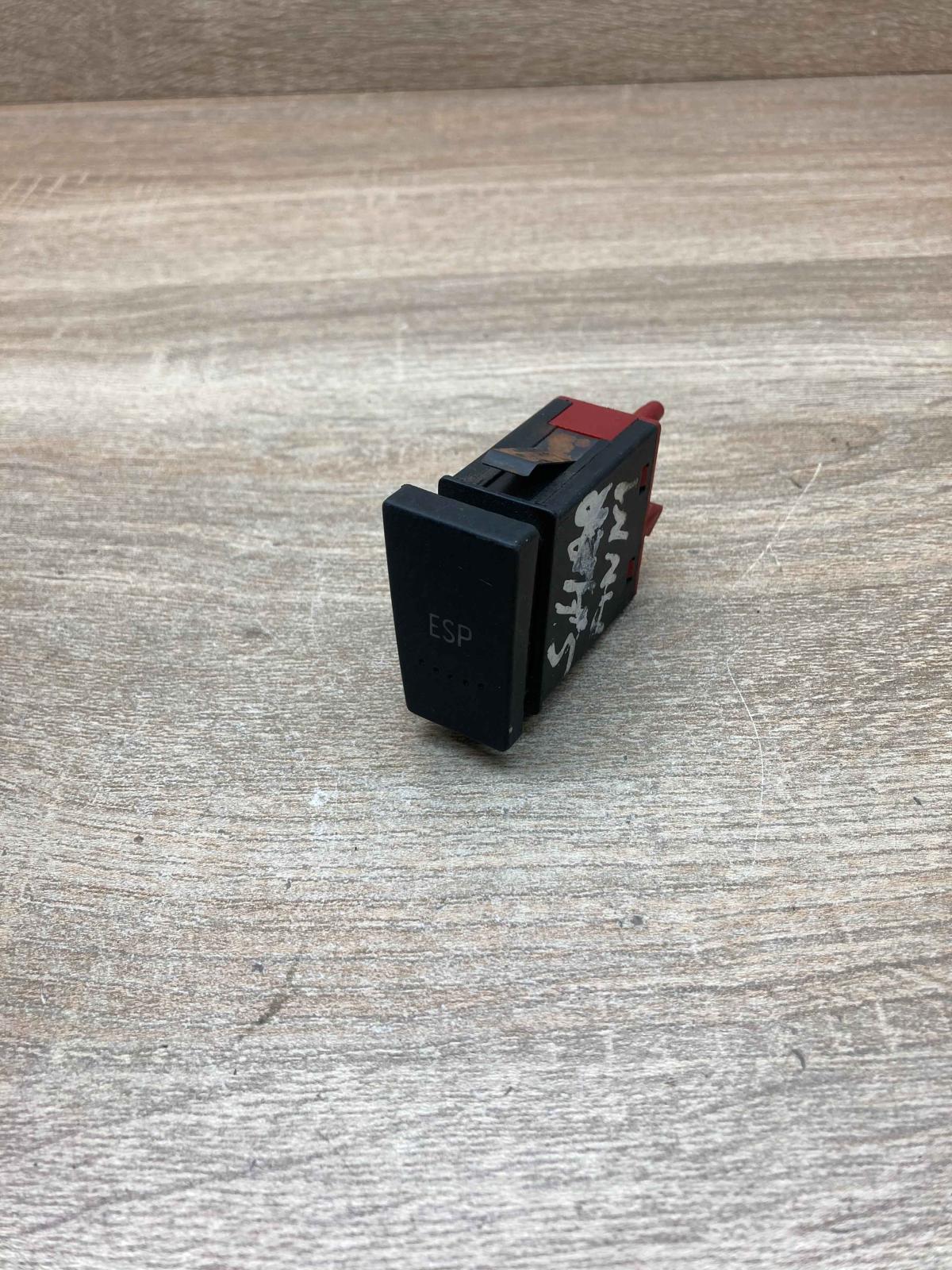 Sharan ESP Switch   ESP (stability program) switch Volkswagen Sharan