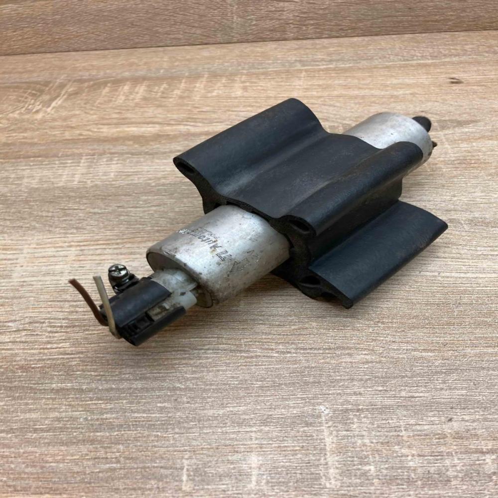 75005160   Fuel injection high pressure pump BMW 5 E39
