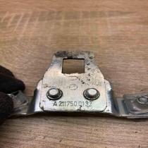 A2117500132   Middle seatbelt buckle (rear) Mercedes-Benz E W211