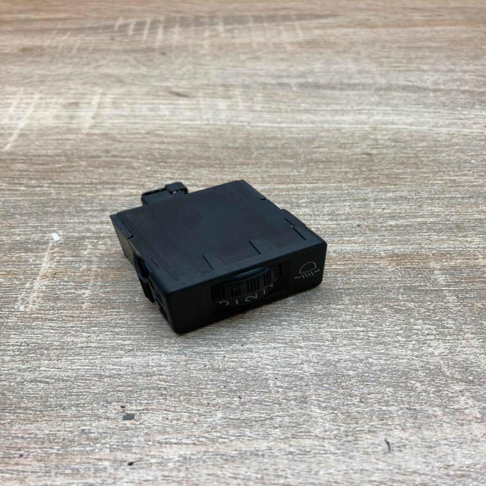 96384422XT 96366692XT With Plug Headlight level height control switch Citroen C4