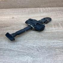 824307049R   Rear door check strap stopper Renault Clio IV