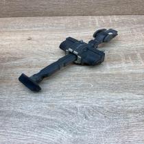 824307049R   Rear door check strap stopper Renault Clio IV