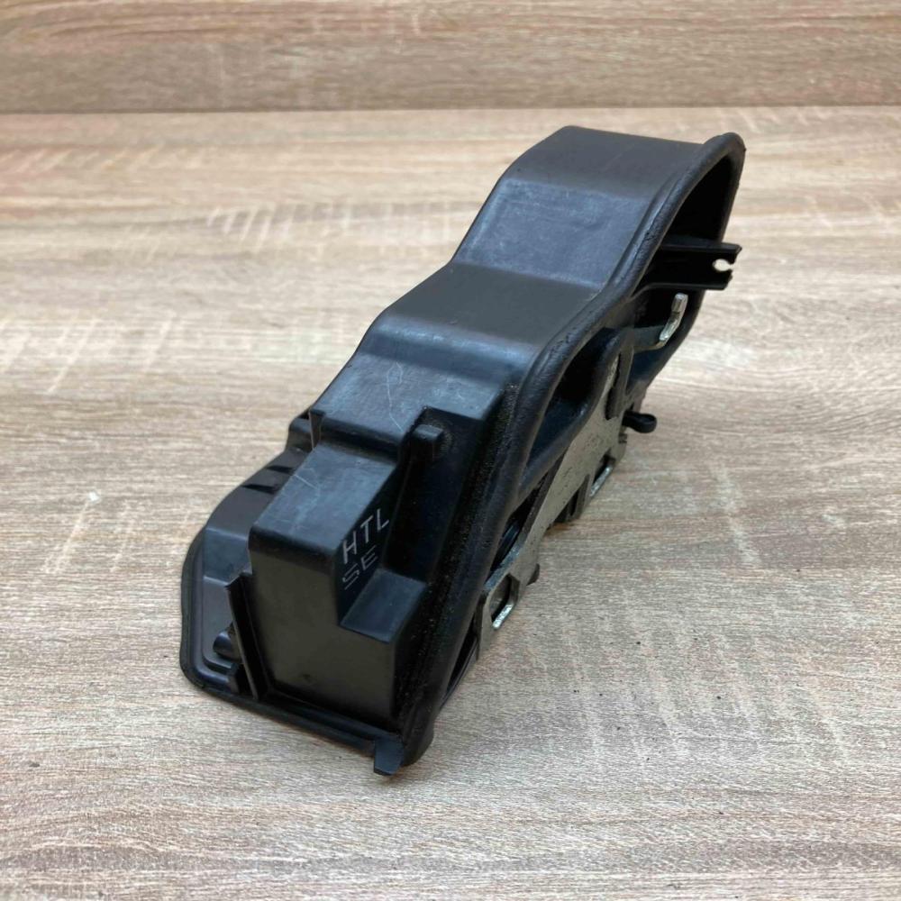 7167075   Rear door lock BMW X3 E83