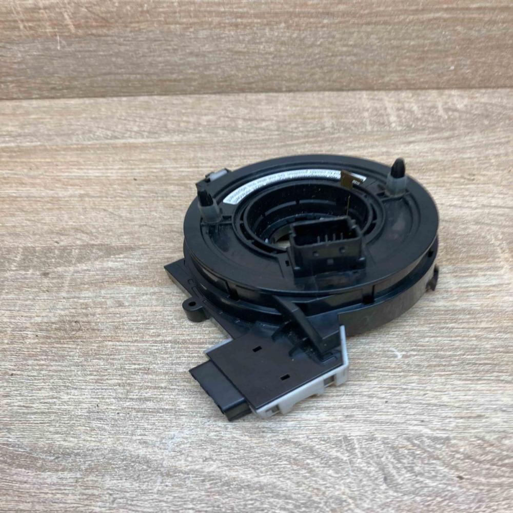 1K0959653   Airbag slip ring squib (SRS ring) Volkswagen Golf IV