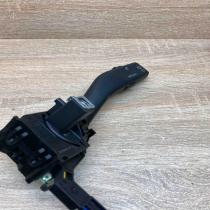 1K0953519A   Wiper control stalk Volkswagen Touran I