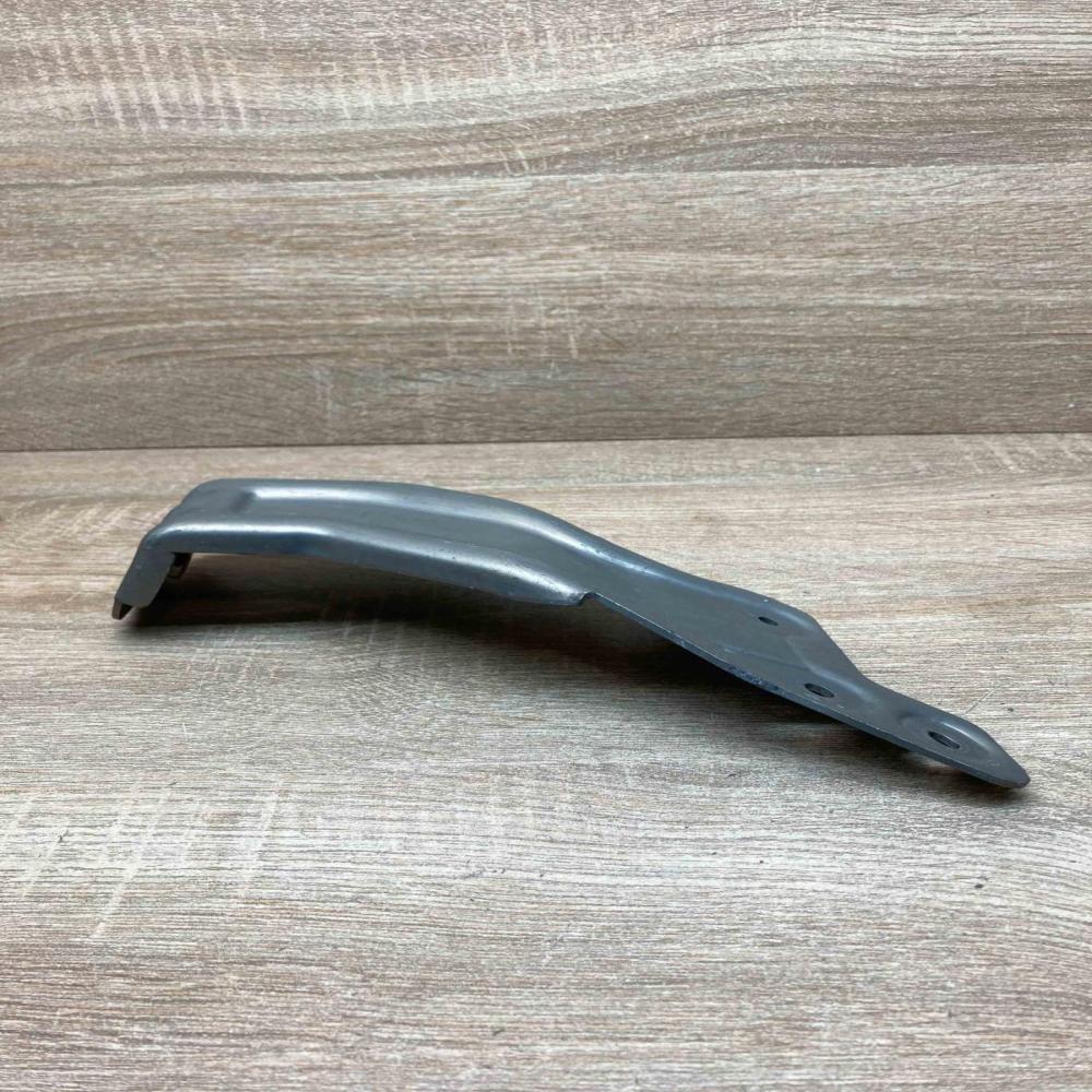 A2534750427   Fuel pump bracket Mercedes-Benz GLC X253 C253
