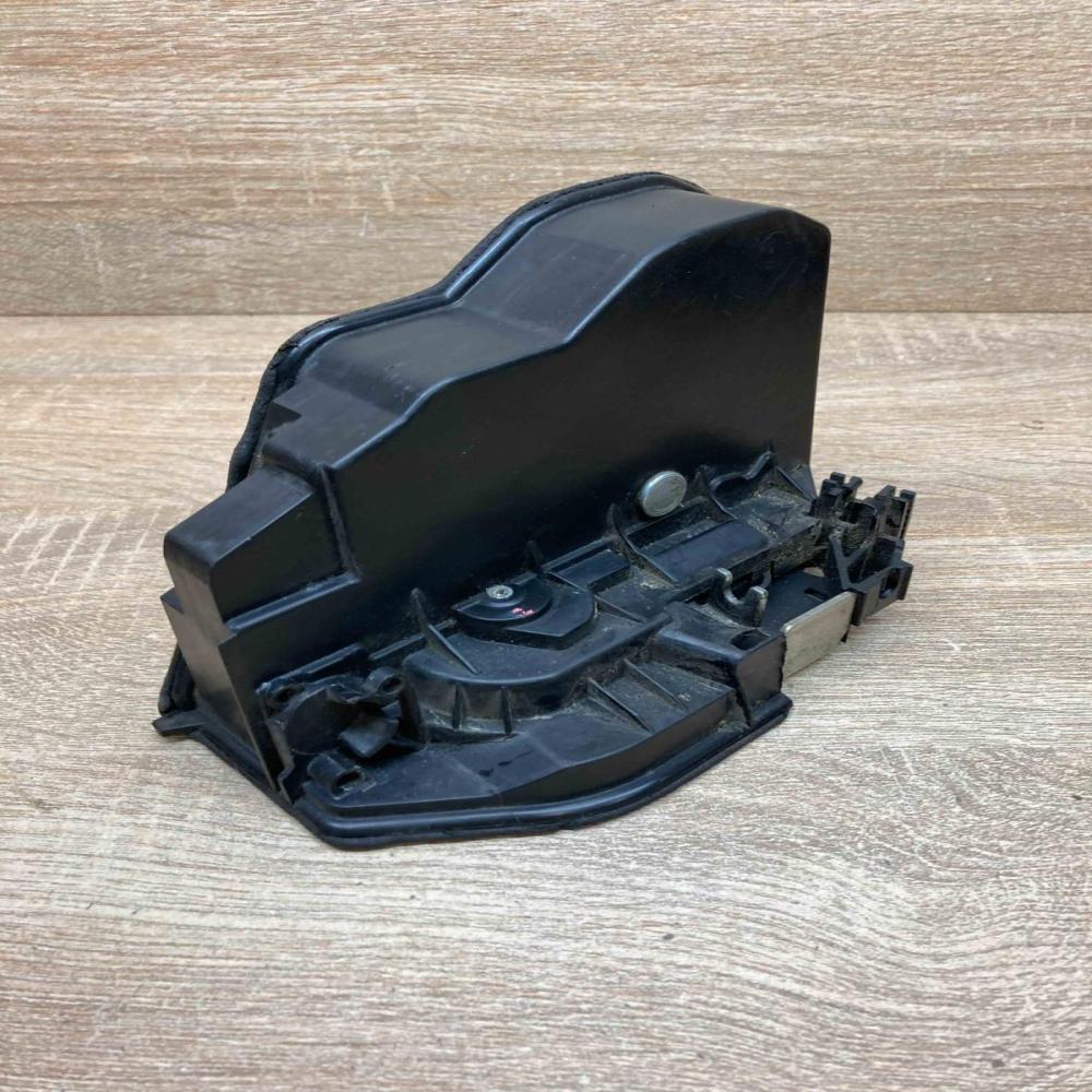 7167074  BTR SE Front door lock BMW X3 E83