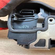 7167074  BTR SE Front door lock BMW X3 E83