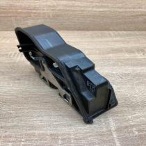 7167074  BTR SE Front door lock BMW X3 E83