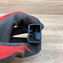 LC62 66 4H0 03190020  Hazard light switch Mazda MPV II LW