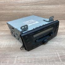 LC64 66 9C0A   Radio/CD/DVD/GPS head unit Mazda MPV II LW