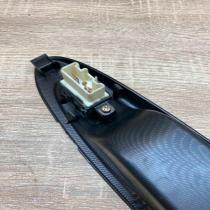 LC70 684L1   Electric window control switch Toyota Land Cruiser (BJ70)