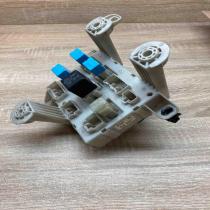 43 5H01   Fuse module Toyota Prius (XW20)